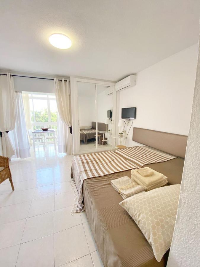 797 Holiday Rentals- Luminoso Estudio En Arroyo De La Miel بينالماذينا المظهر الخارجي الصورة